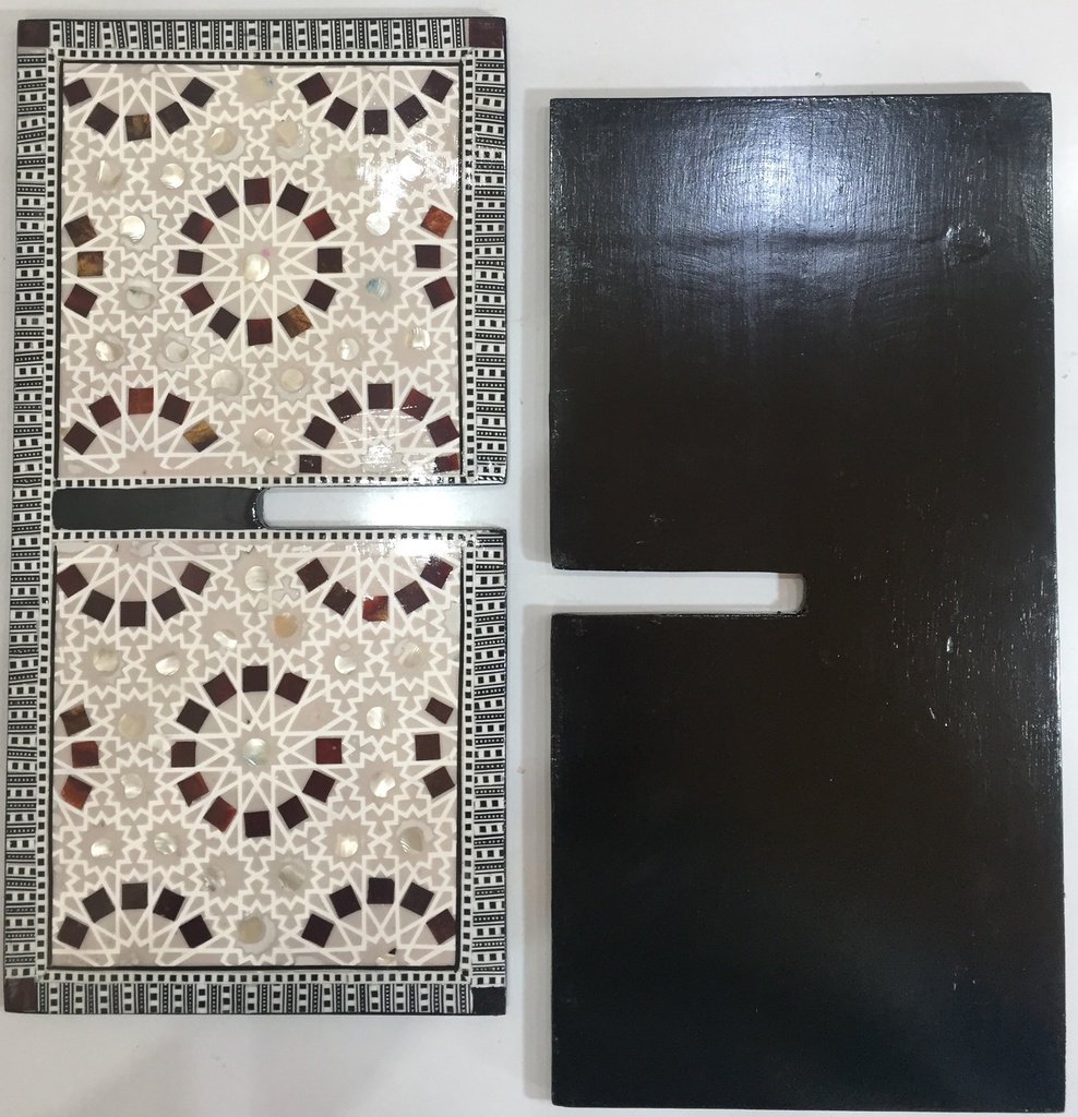 Quran Holder - Seashell And Wood - Pomegranate Seeds (Maroon) Color