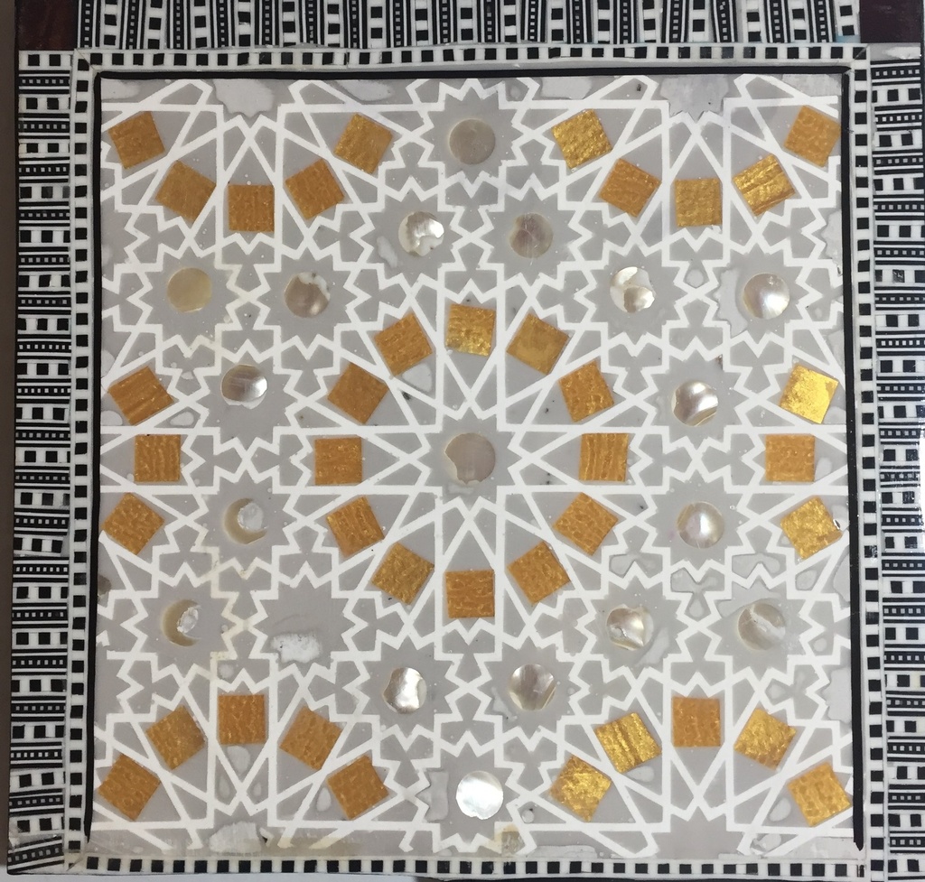 Quran Holder - Seashell And Wood  - Orange And White