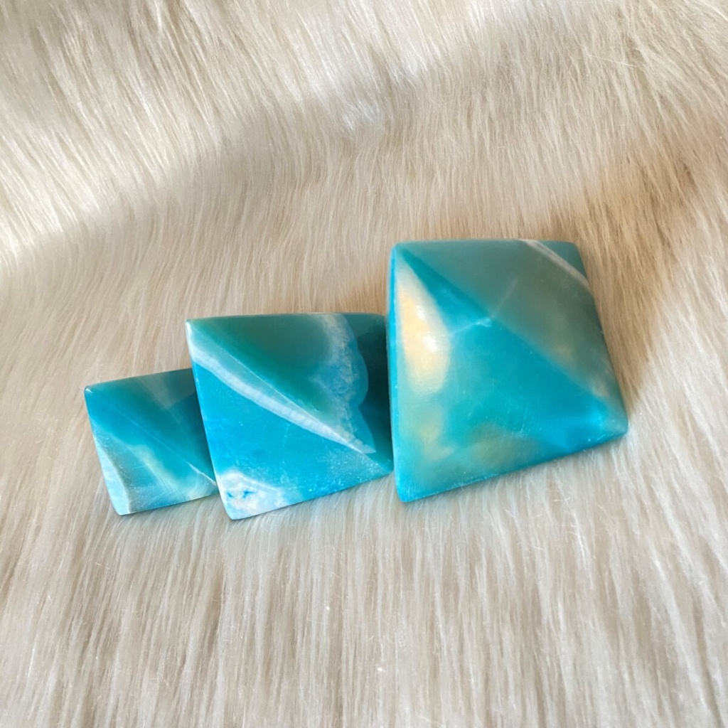 Alabaster Pyramids Natural Stone large size