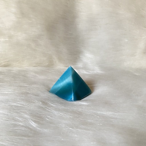 [Svnir-5-1-Blu] Alabaster Pyramids Natural Stone large size