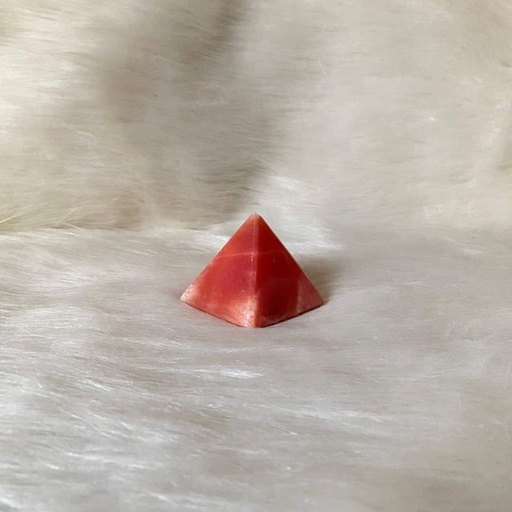 [Svnir-5-1-Re] Natural Stone Pyramid large size red